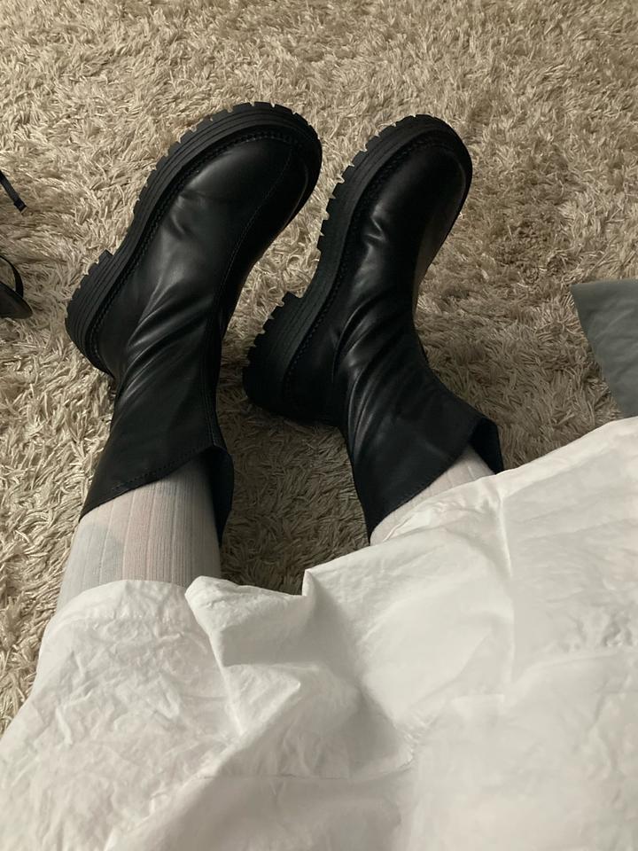 Сапоги средней высоты