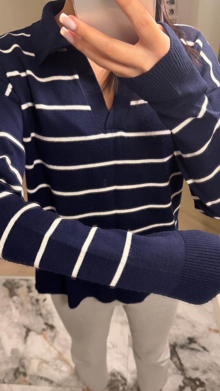 Кофта с воротником