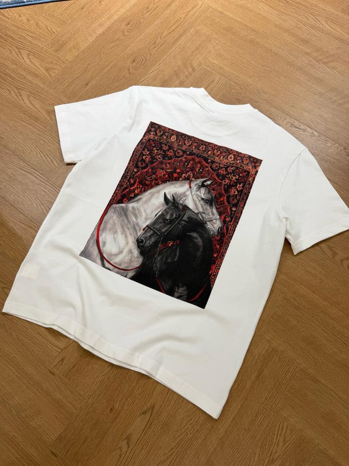 Белая футболка Horse