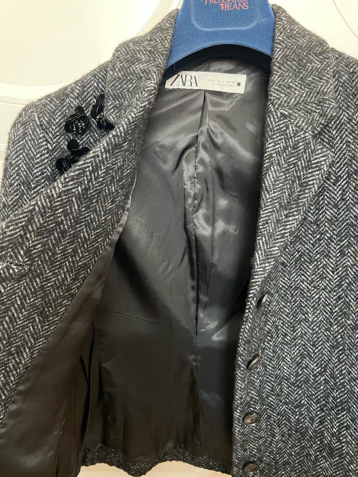 Пиджак шерстянной