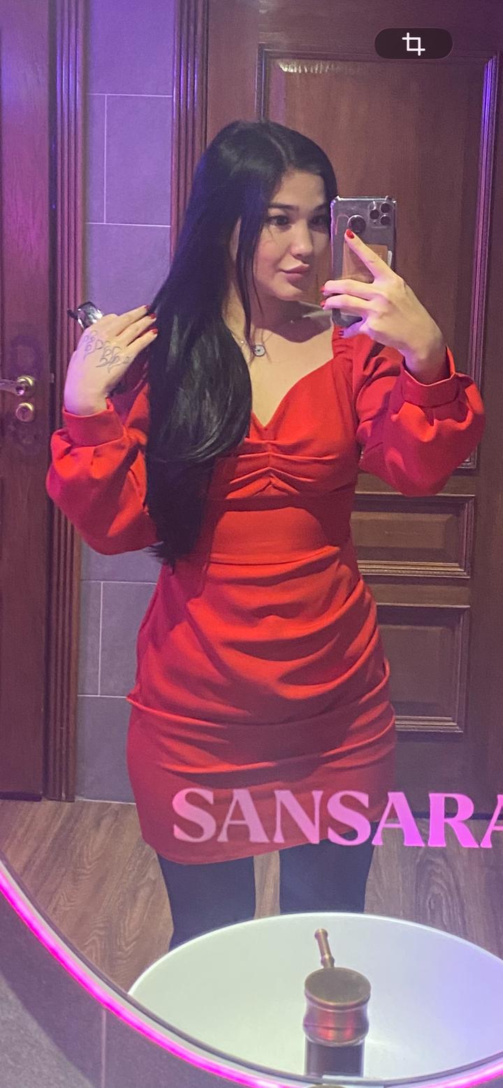 Шикарное красное платье