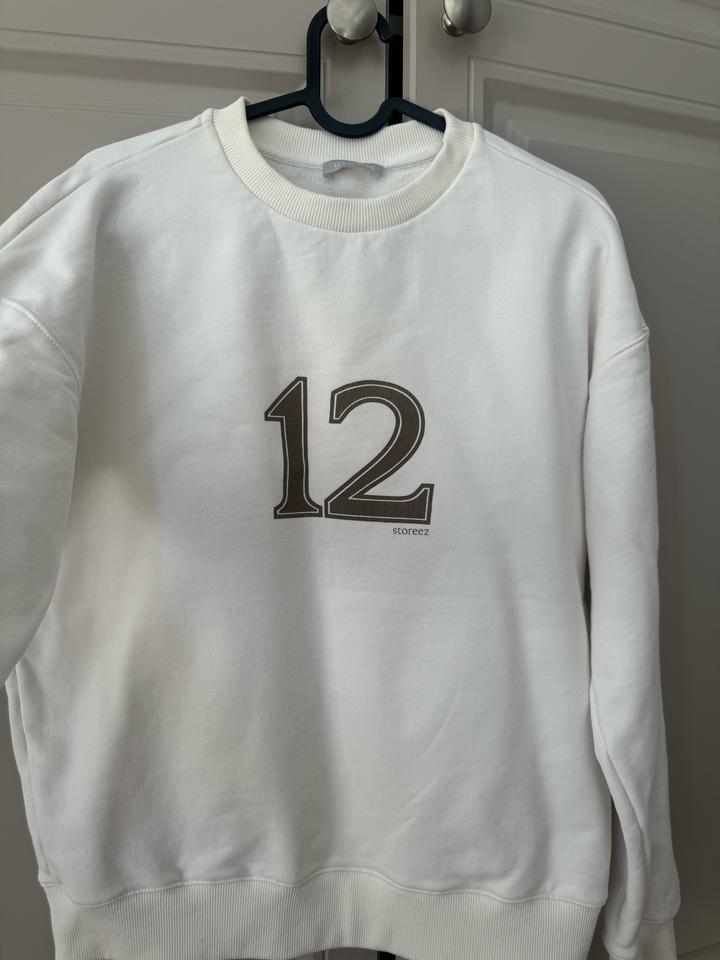 Свитшот 12 storeez