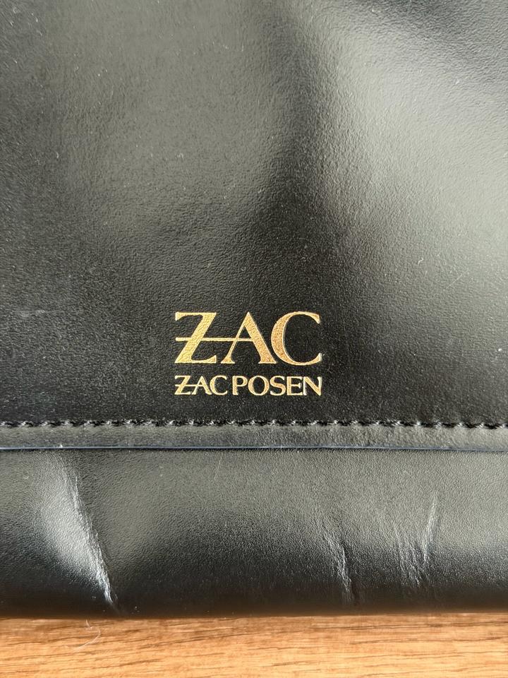 Сумка от американского дизайнера Zac Posen