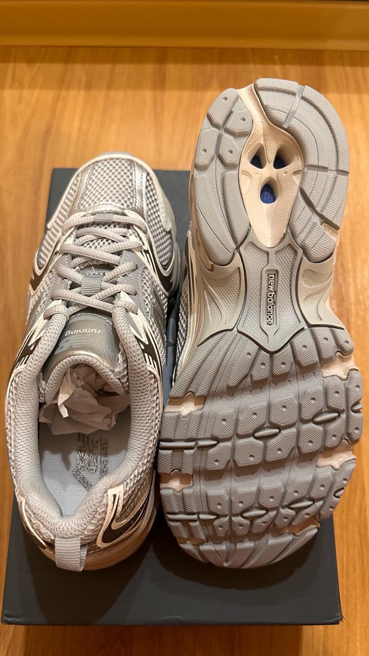 Кроссовки New balance 530 (лимитированная расцветка )