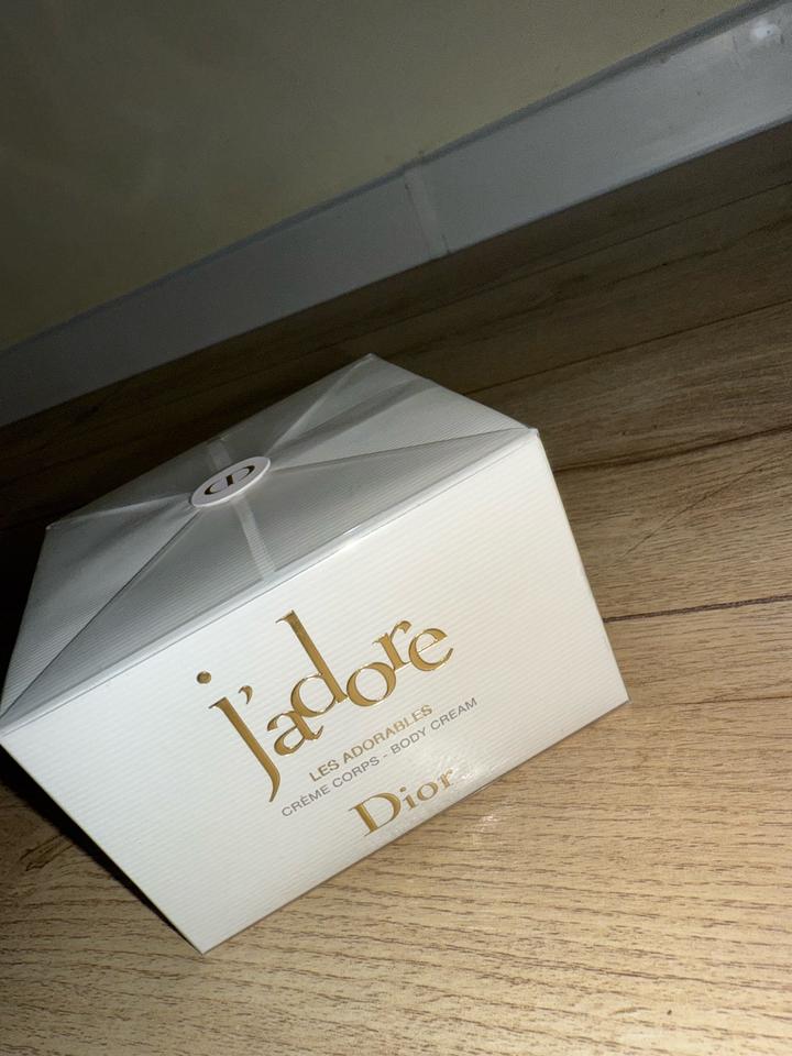 Dior Jadore Les Adorables Body Cream