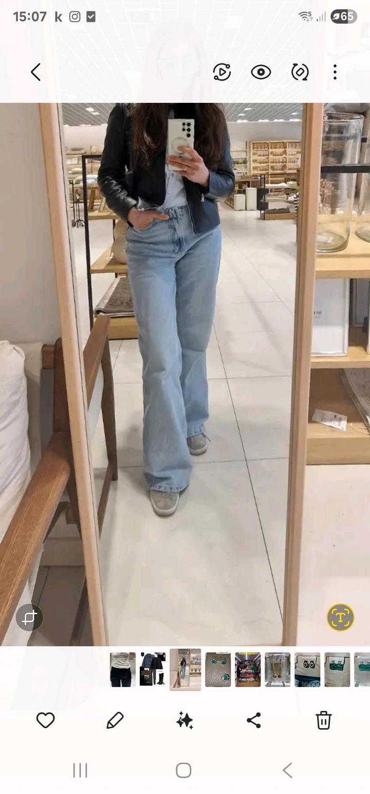 Джинсы zara на бедрах S