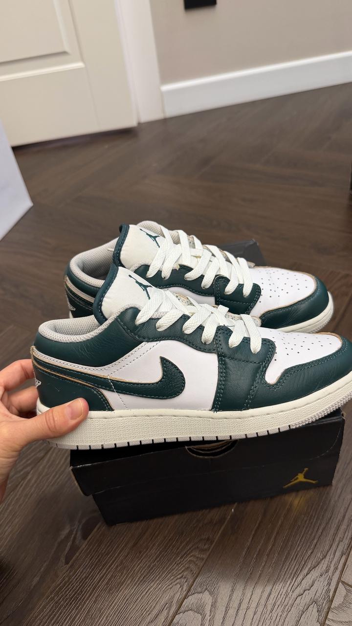 Оригинал кроссовки Nike Jordan 37,5 в зеленом оттенке