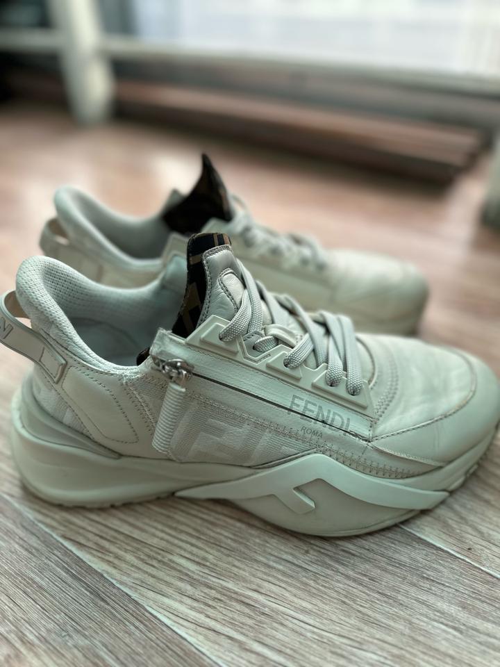 Кроссовки Fendi размер 38