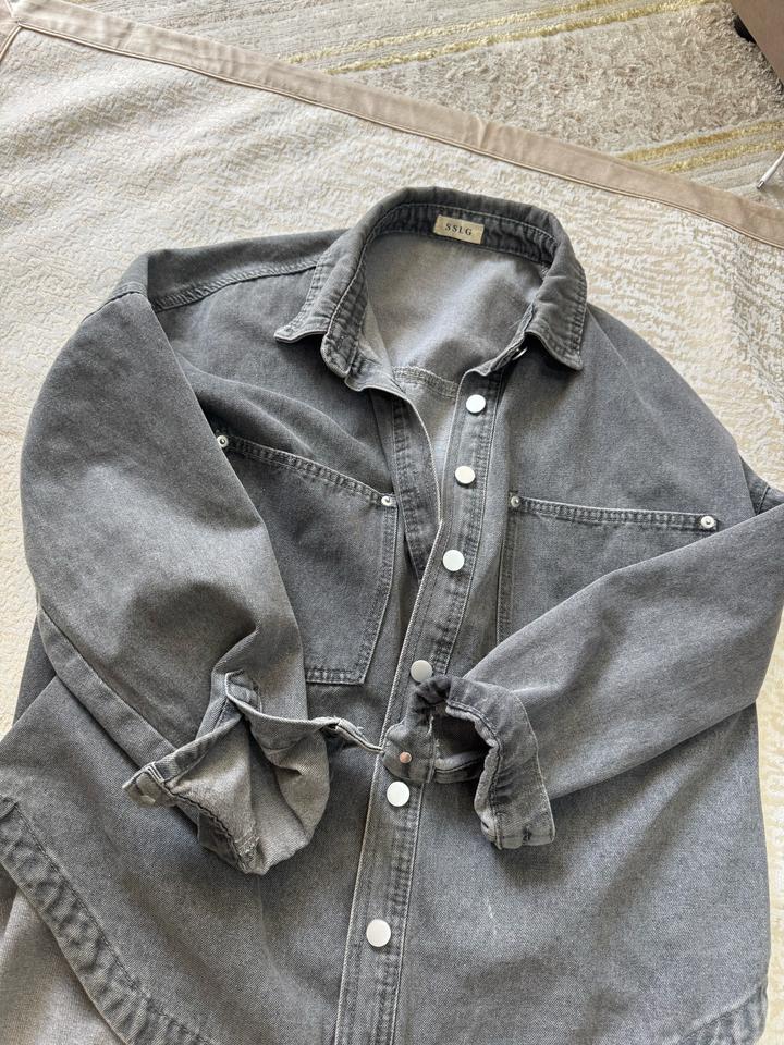 Джинсовая рубашка плотная