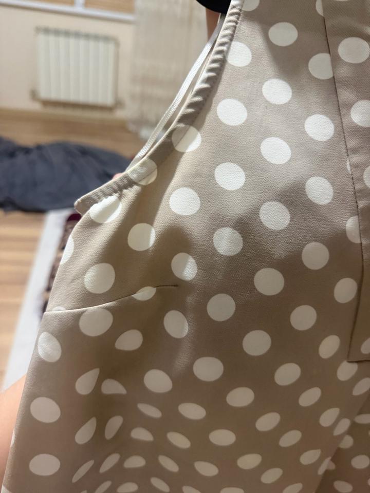 платье в горошек