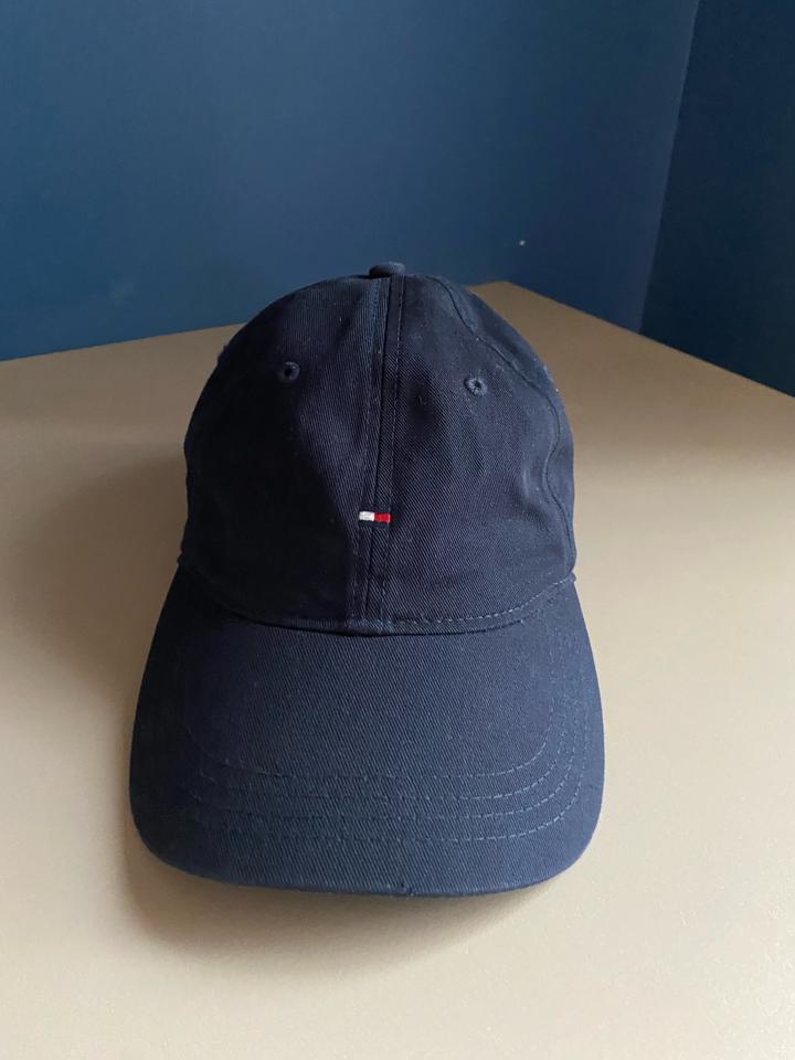 Tommy Hilfiger