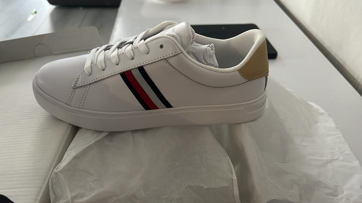 Женские кеды tommi hilfiger