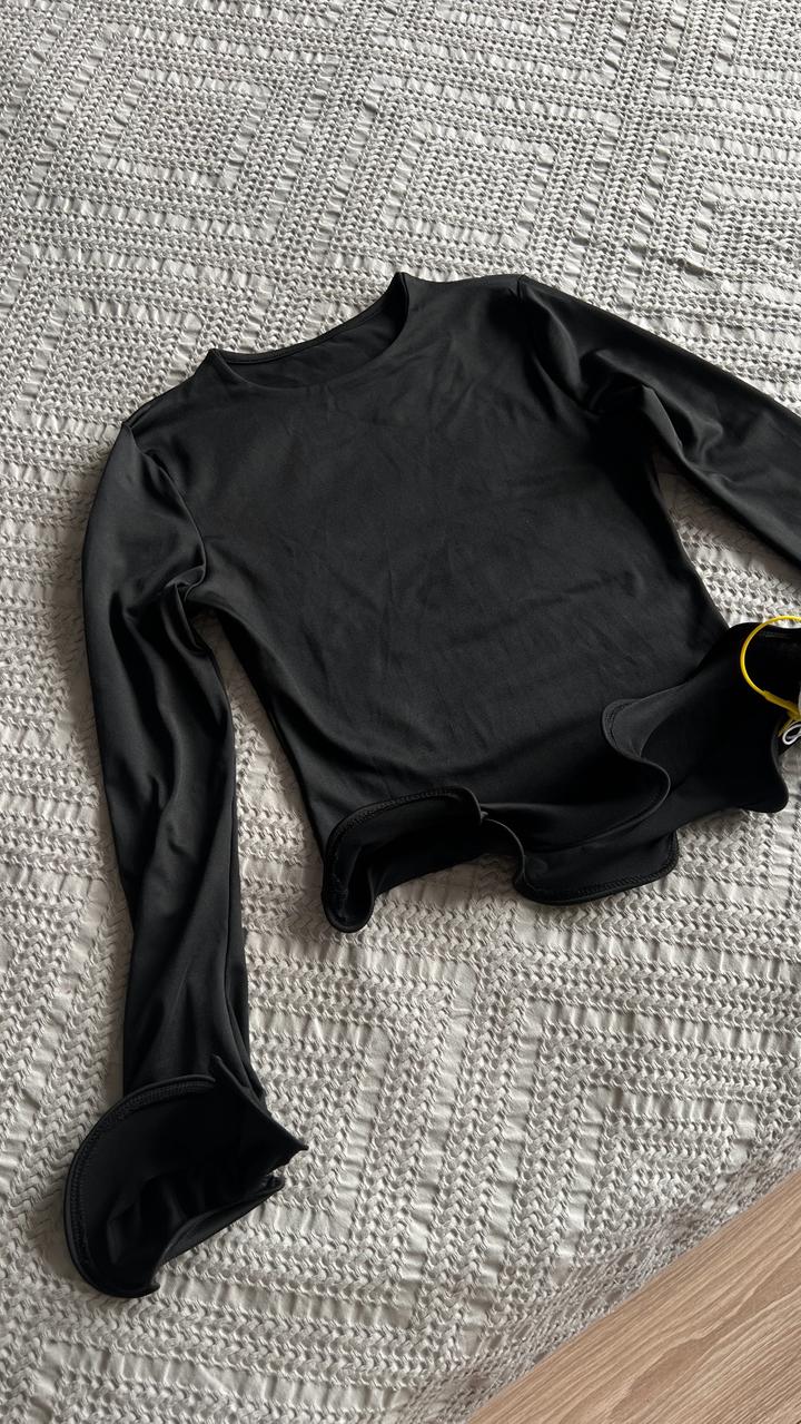 Лонгслив , с акцентными краями