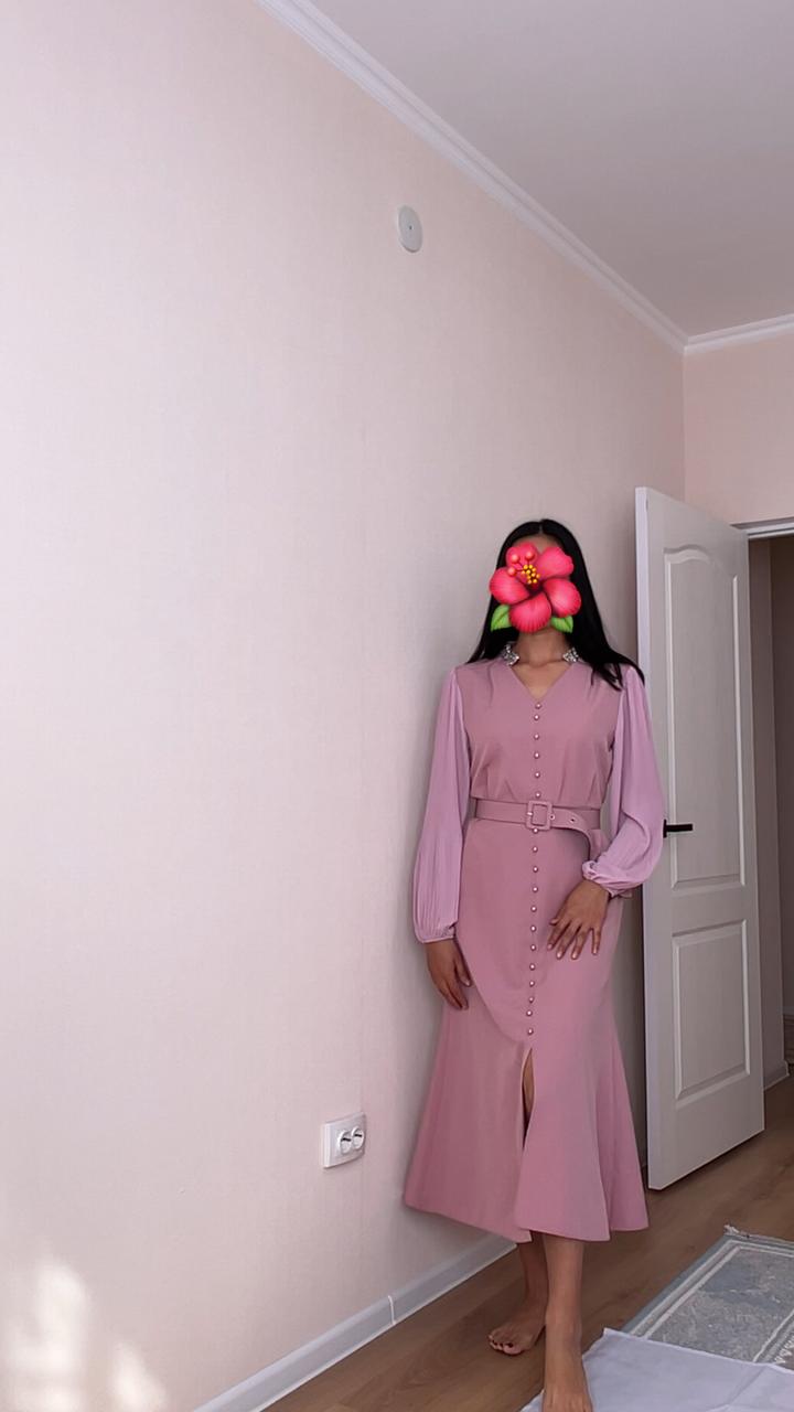 Розовые платья