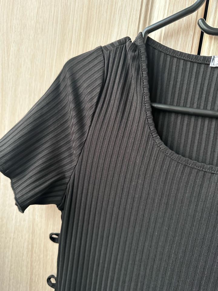 Черное платье