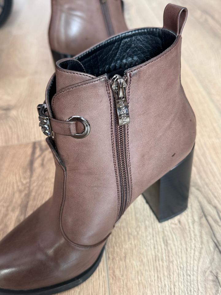 Сапоги ботильоны