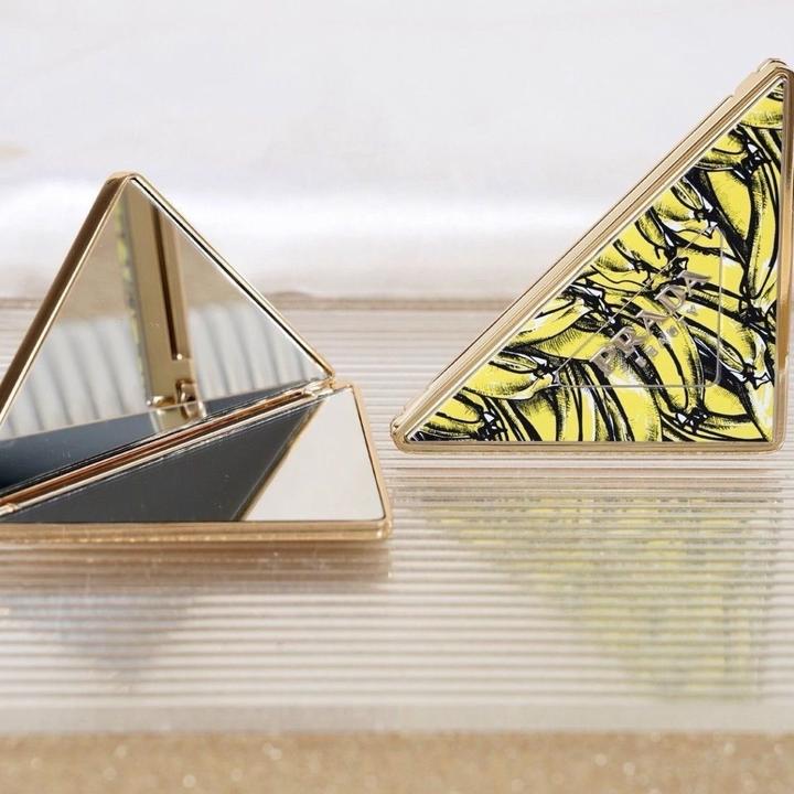Зеркальце Prada Beaute