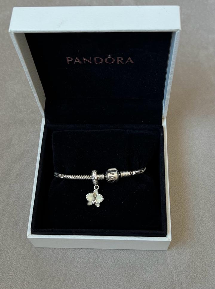 Браслет Pandora с шармом. Оригинал.