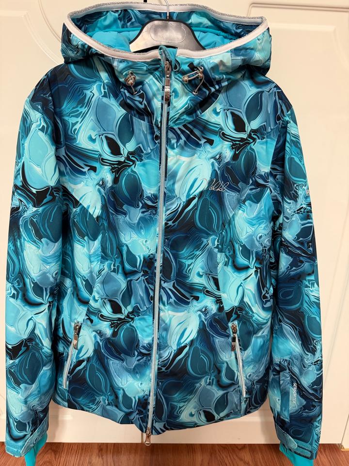 Лыжная куртка