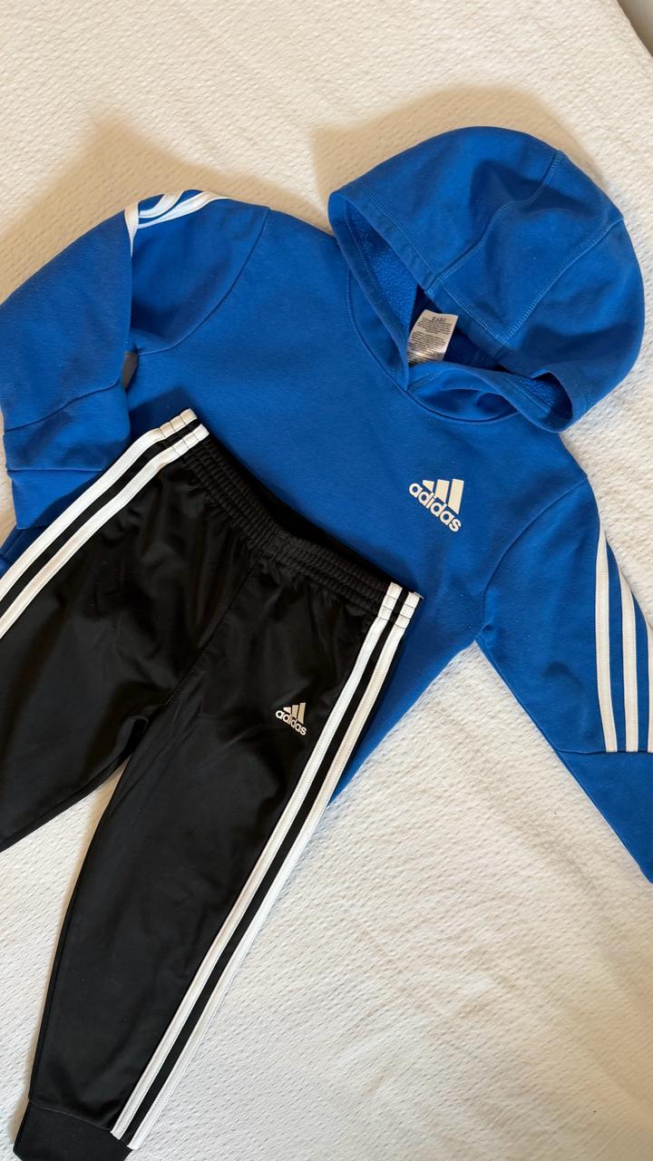 Спортивный костюм adidas на мальчика