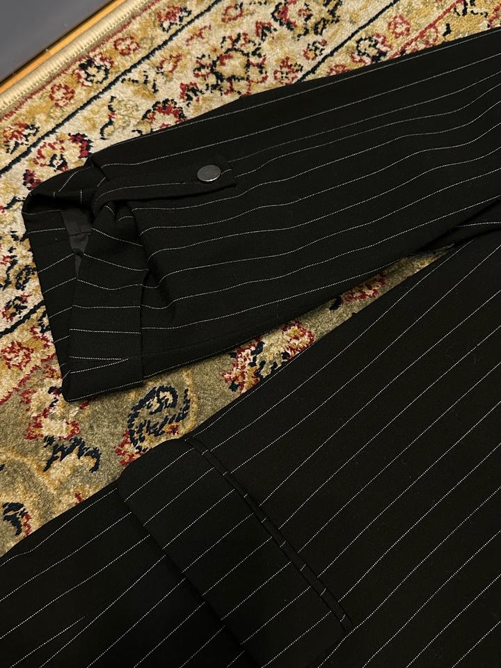 Черный пиджак Stradivarius