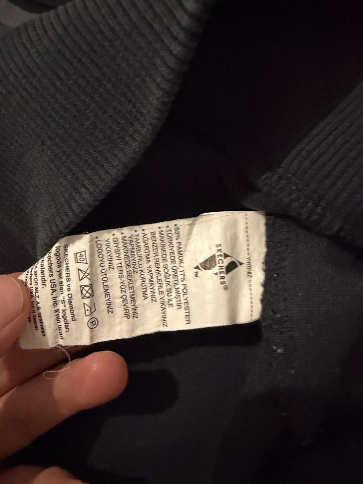 Кофта от Skechers xs