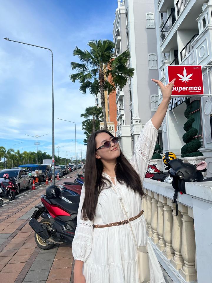 Платья белый