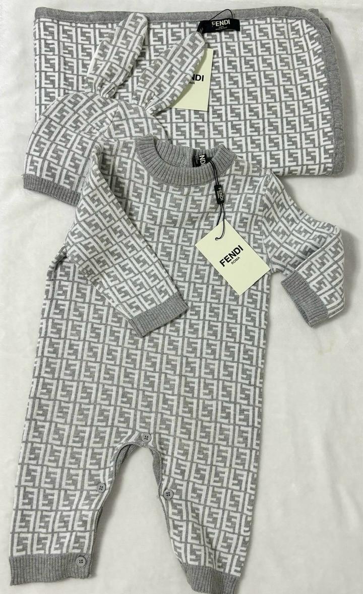 Комплект для самых маленьких