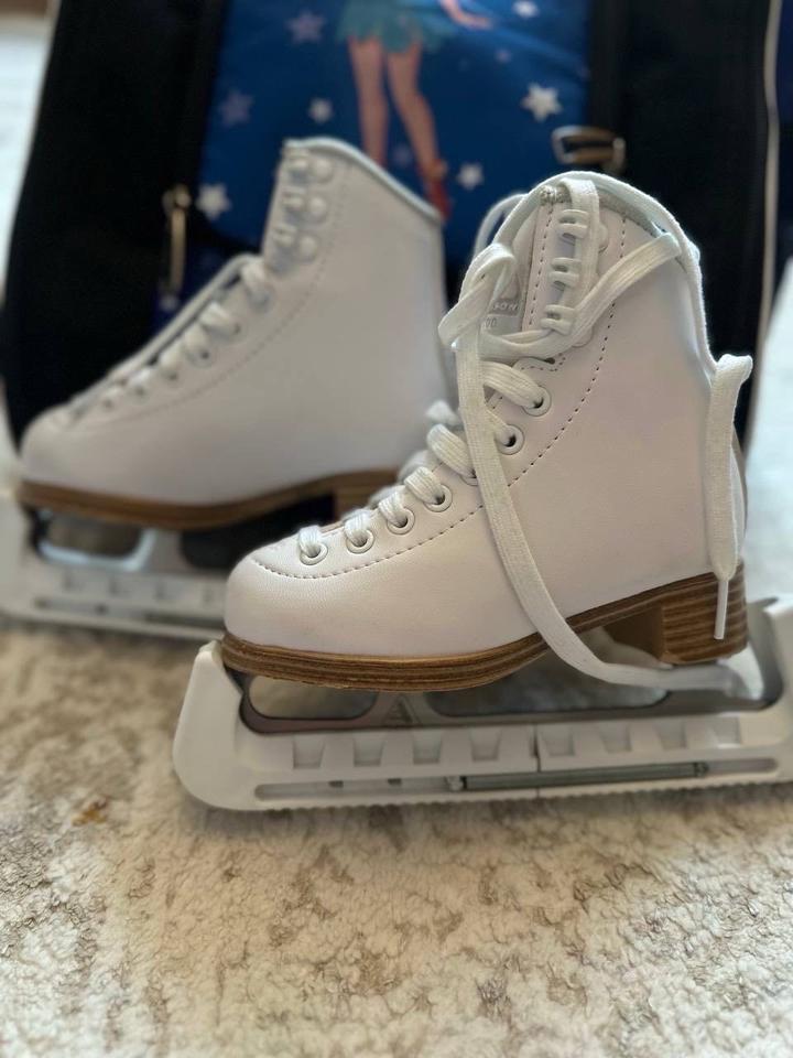 Комплект для фигурного катания