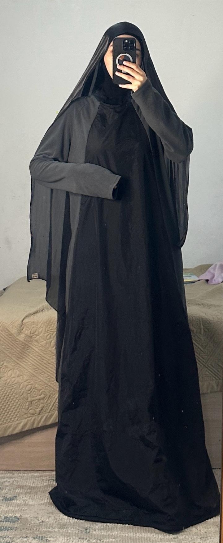 Платье от бренда Sahara