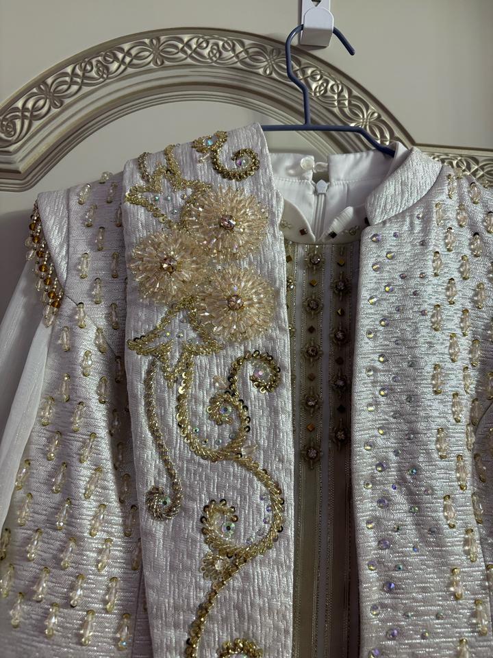 Узату образ Medina Saktaganova