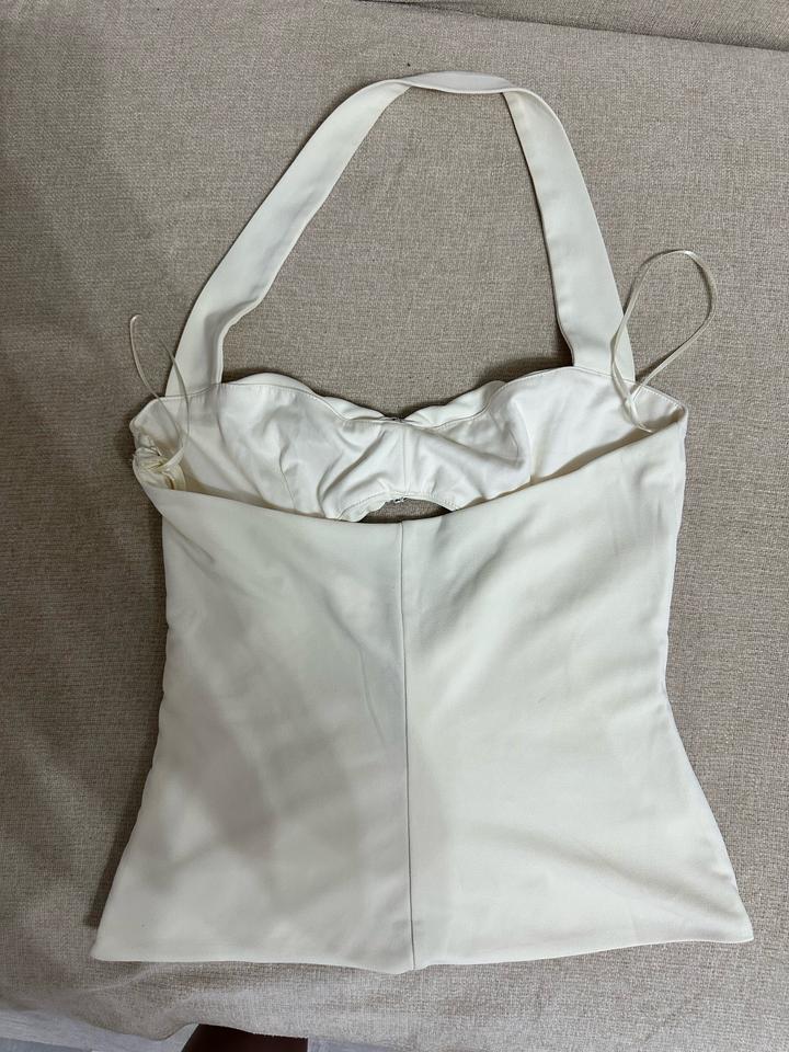 Молочный топ Zara с ракушками
