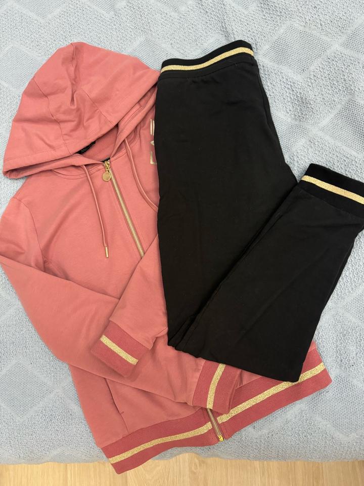 Спортивный костюм Emporio Armani EA7