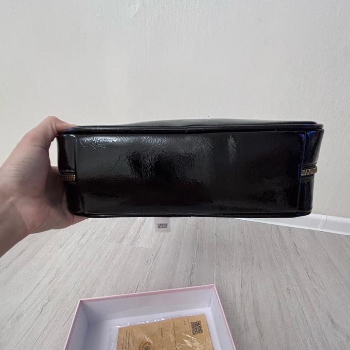 ✨ Miu Miu Barrel Bag ✨Стильная сумка-бочонок Miu Miu из лаковой кожи