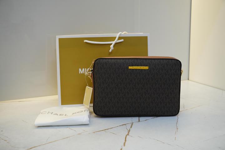 Сумки Michael Kors