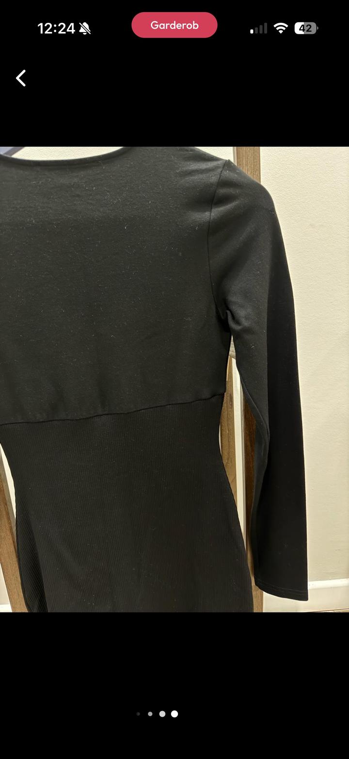 Платье трикотаж Calvin Klein оригинал XS размер в обтяжку