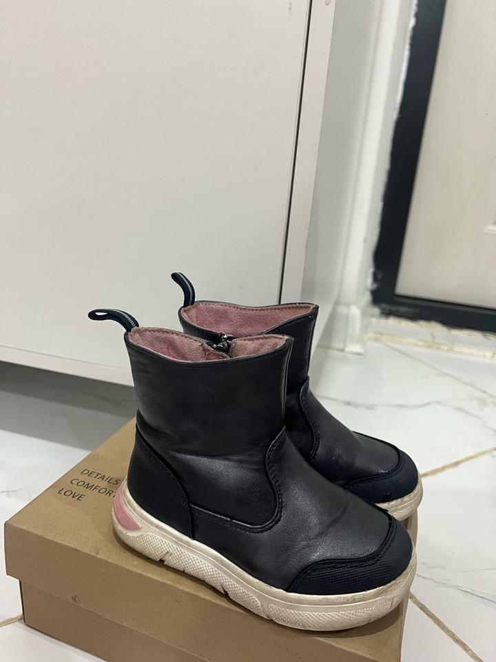 Tombi легкие ботинки на осень и весну