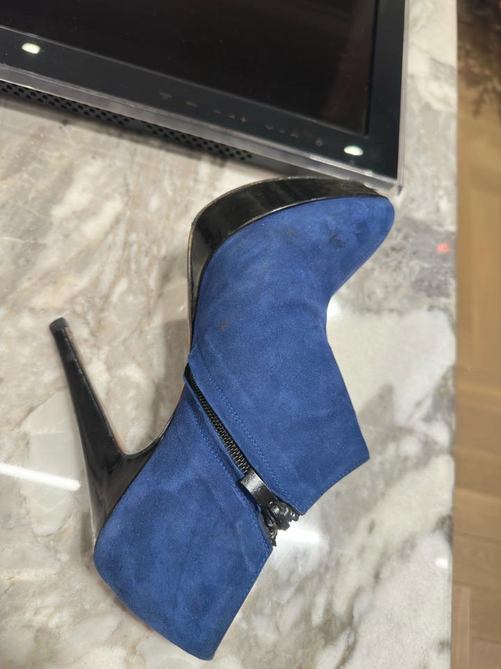 Винтажные Pollini ботинки на высоком каблуке