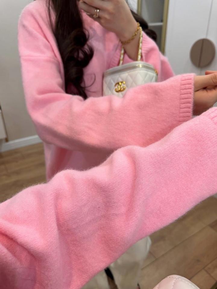 Свитер розовый