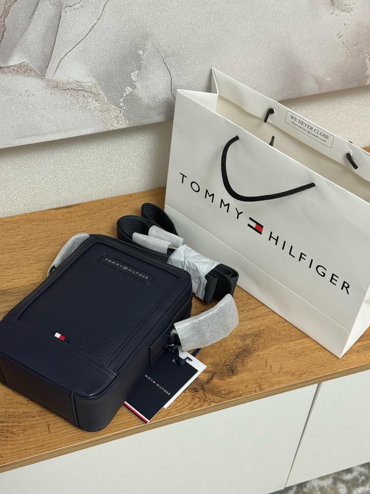 Барсетка Tommy Hilfiger