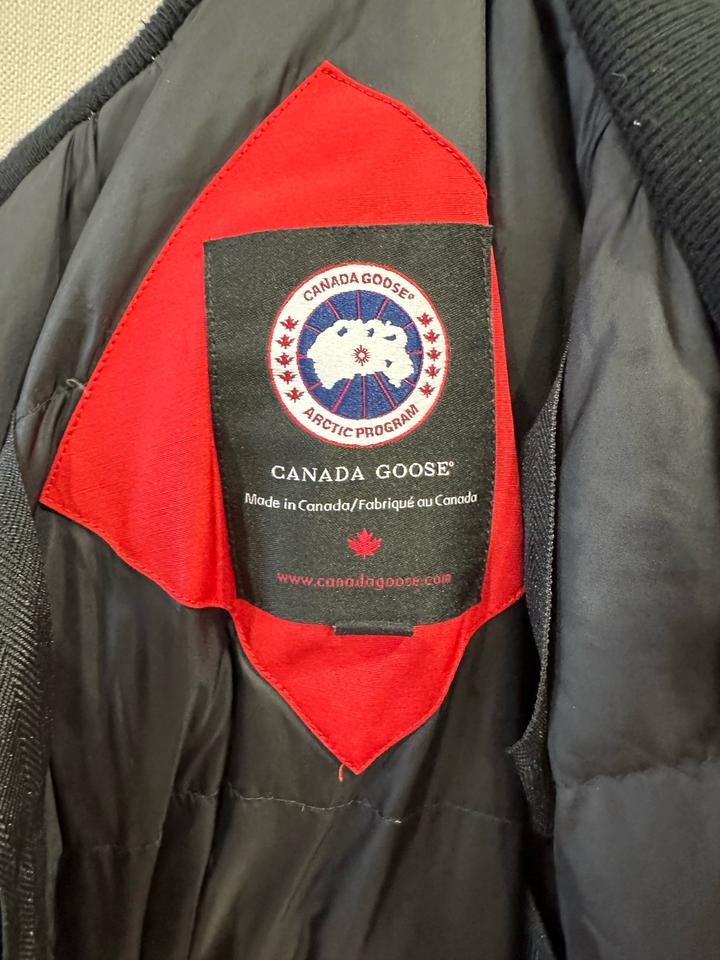 Пуховик Canada Goose оригинал
