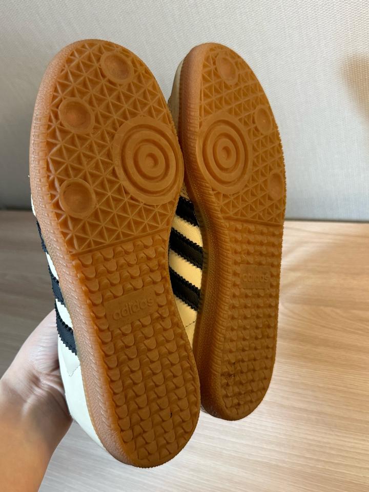 Кеды adidas