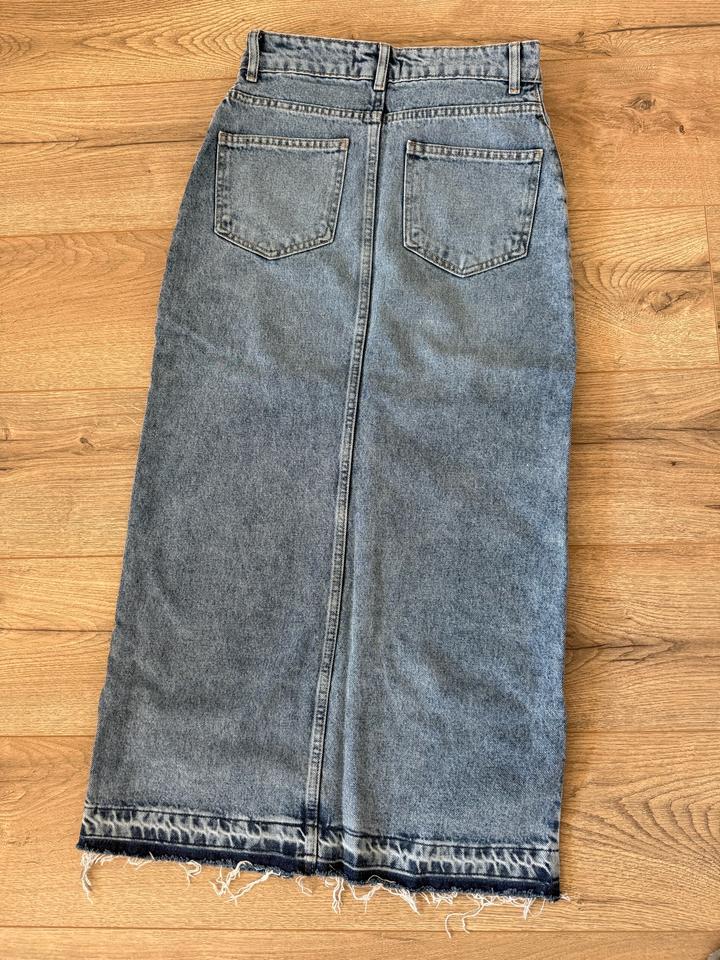 Джинсовая юбка