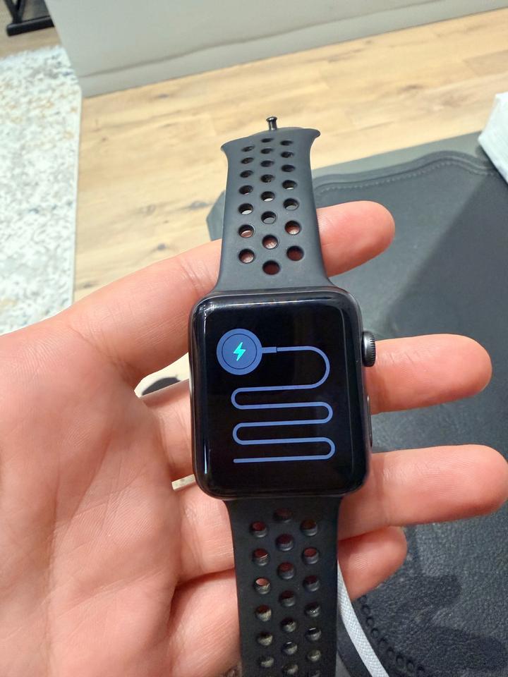 Apple Watch Series 3 Nike+ 42mm