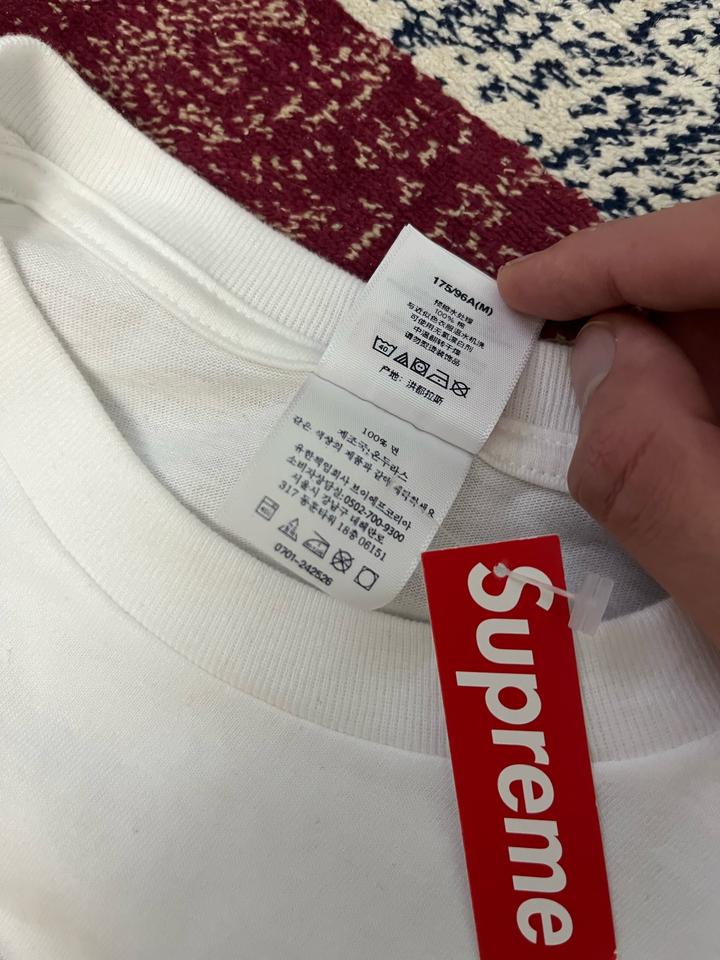 Футболка Supreme