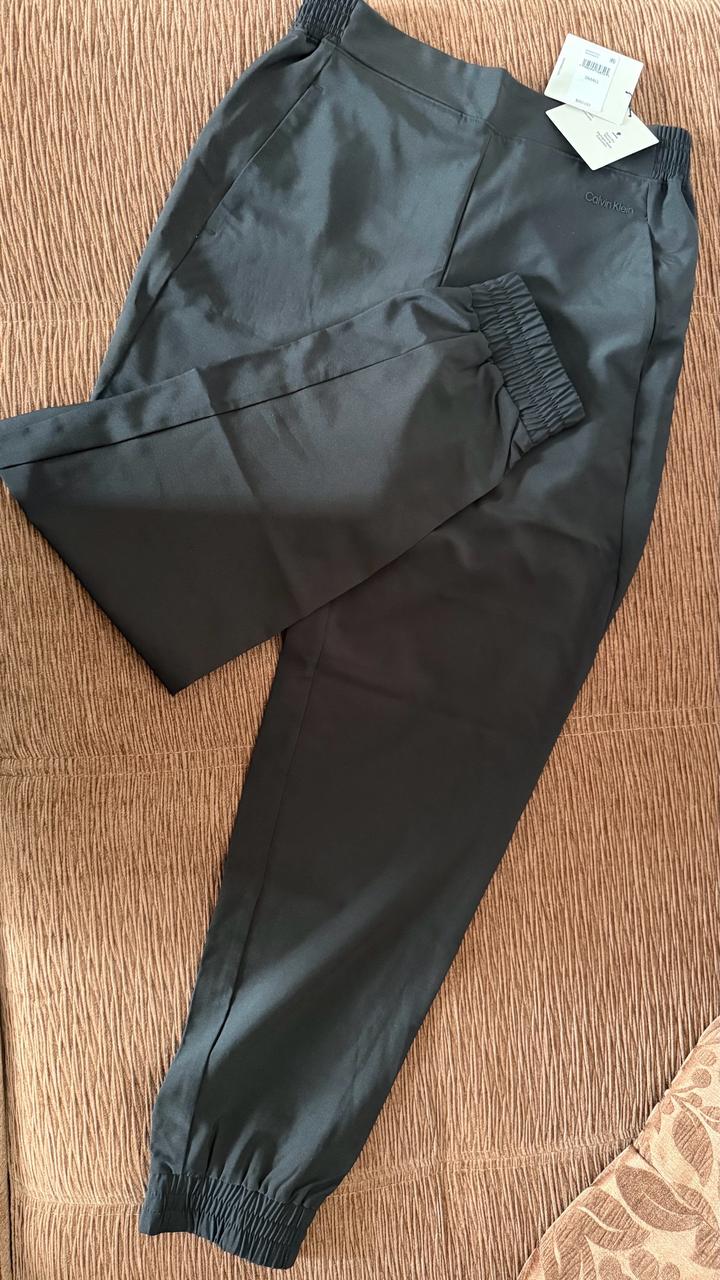 Брюки Calvin Klein новая