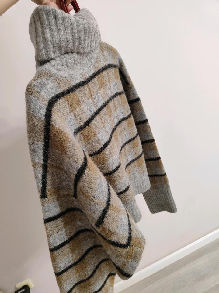 Свитер укороченный Zara