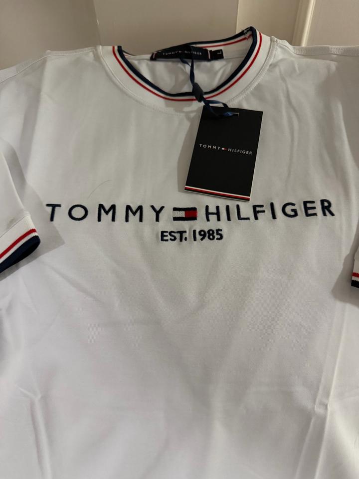 Tommy Hilfiger