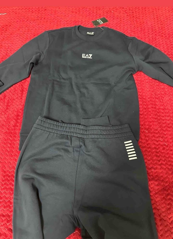 Emporio Armani EA7 S новый оригинал