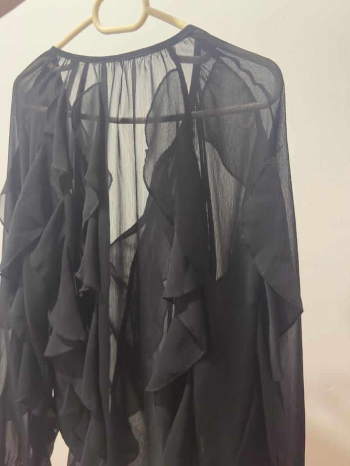 Черная рубашка